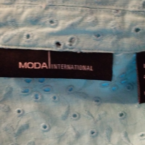 ๐Moda Eyelet jacket๐ - Picture 4 of 7